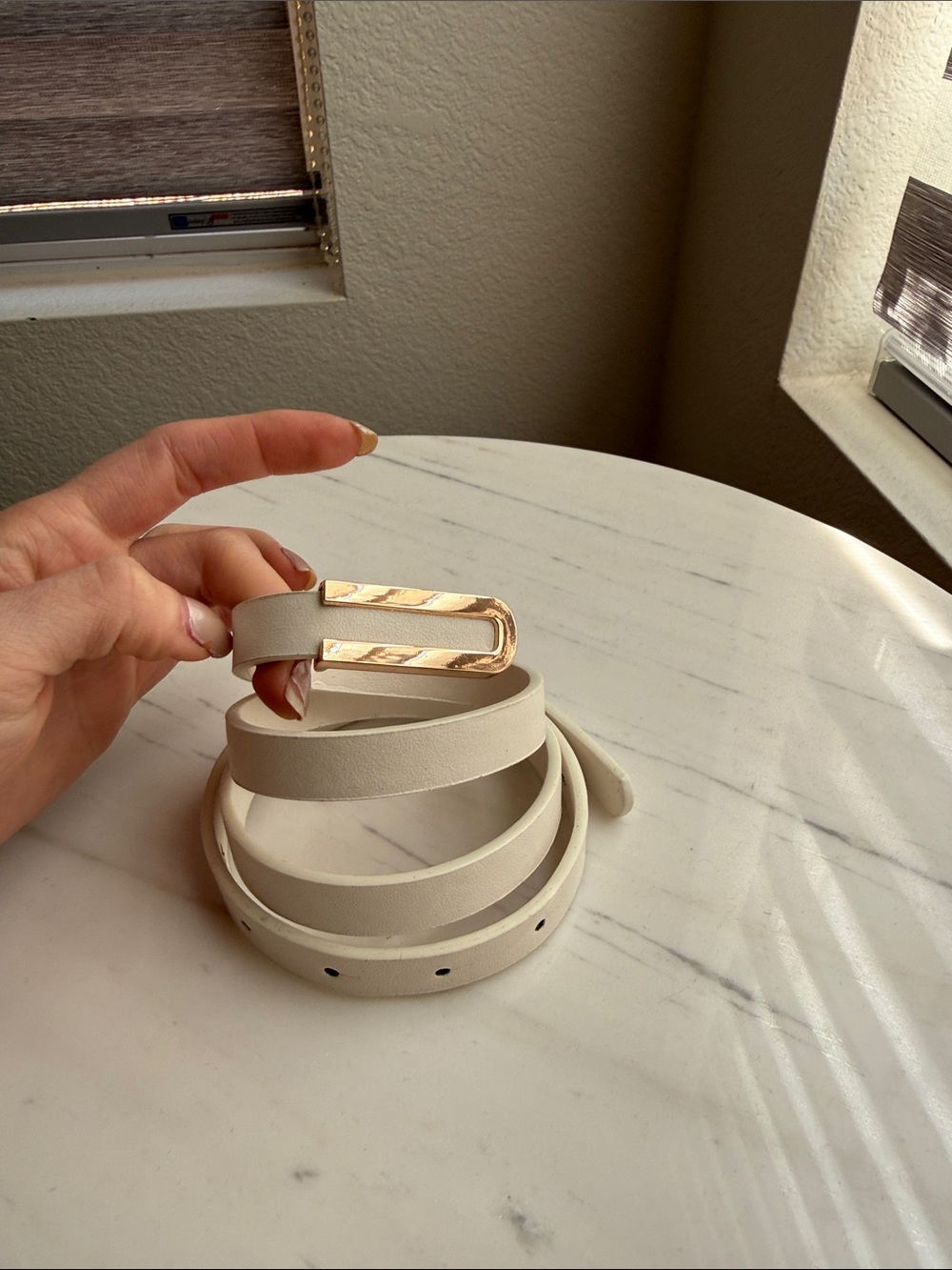 Elegant Cream Leather Skinny Belt with Gold Buckle